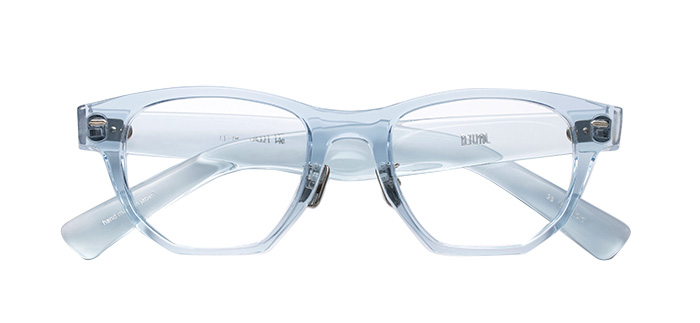 LT19:clear light blue 99